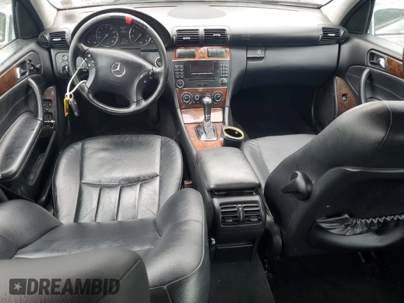2006 Mercedes-Benz C 280 Luxury with VIN WDBRF92H96F815024, listed as a Copart auction lot 55578365 with 178,356 mi miles and Salvage title. Bid and sale history available at DreamBid. Image 8.