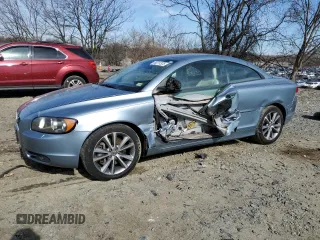2010 Volvo C70 with VIN YV1672MC7AJ092364, listed as a Copart auction lot 46311325 with 127,114 mi miles and Salvage Title. Bid and sale history available at carsss.com. Image 1.
