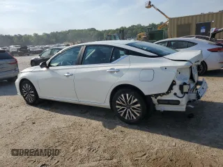 2025 Nissan Altima SV with VIN 1N4BL4DV3SN372053, listed as a Copart auction lot 53727645 with 2,244 mi miles and Clean Title. Bid and sale history available at DreamBid. Image 2.