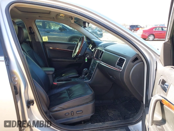2012 Lincoln MKZ with VIN 3LNHL2JC4CR827627, listed as a IAAI auction lot 41798986 with 134,442 mi miles and . Bid and sale history available at DreamBid. Image 5.
