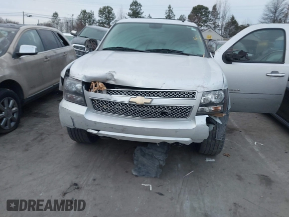 2011 Chevrolet Suburban LS with VIN 1GNSCHE07BR241468, listed as a IAAI auction lot 41376362 with 277,907 mi miles. Bid and sale history available at carsss.com. Image 6.