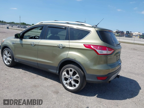 2013 Ford Escape Titanium with VIN 1FMCU0J94DUB06332, listed as a IAAI auction lot 41824742 with 92,633 mi miles. Bid and sale history available at carsss.com. Image 3.