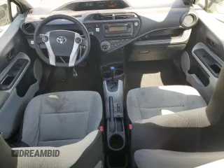2013 Toyota Prius One with VIN JTDKDTB32D1547938, listed as a Copart auction lot 56397535 with 273,266 mi miles and Clean Title. Bid and sale history available at DreamBid. Image 8.