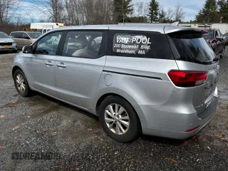 2016 Kia Sedona L with VIN KNDMA5C13G6173955, listed as a Copart auction lot 49946345 with 203,987 mi miles and Clean Title. Bid and sale history available at carsss.com. Image 3.