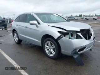 2015 Acura RDX z VIN 5J8TB3H33FL016774, wystawiony jako IAAI lot #41936734 z przebiegiem 123 955 mil mil oraz . Historia ofert i sprzedaży dostępna na DreamBid. Obrazek 1.