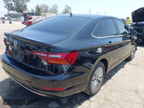 2019 Volkswagen Jetta S with VIN 3VWC57BU9KM097042, listed as a IAAI auction lot 42443732 with 113,609 mi miles and . Bid and sale history available at DreamBid. Image 4.