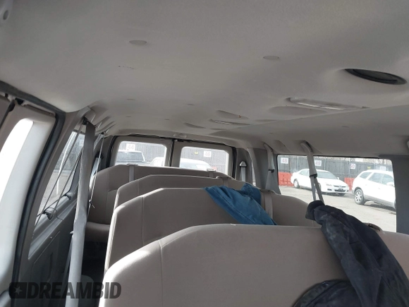 2008 Ford Econoline Passenger XL with VIN 1FBSS31L58DB42639, listed as a IAAI auction lot 41301281 with 122,582 mi miles and . Bid and sale history available at DreamBid. Image 8.