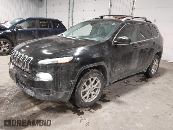 2018 Jeep Cherokee Latitude Plus with VIN 1C4PJMLB2JD531064, listed as a IAAI auction lot 41539824 with 197,548 mi miles. Bid and sale history available at carsss.com. Image 17.