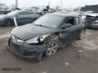 2013 Hyundai Veloster RE:MIX with VIN KMHTC6AD0DU133876, listed as a IAAI auction lot 41511224 with 173,353 mi miles. Bid and sale history available at carsss.com. Image 18.
