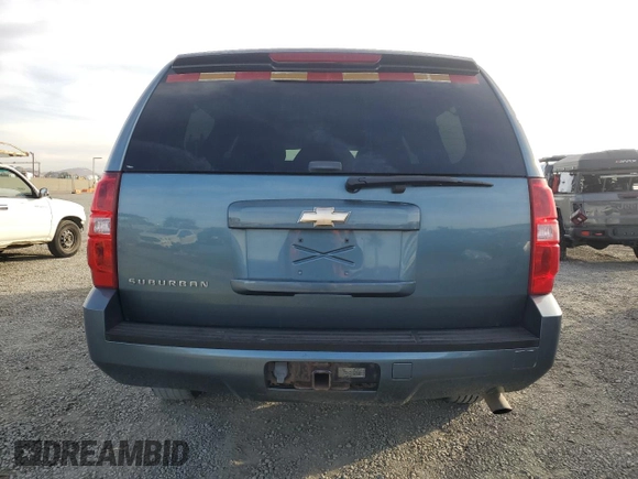 2008 Chevrolet Suburban Commercial with VIN 3GNGK26K68G308737, listed as a Copart auction lot 42417505 with 40,288 mi miles and Clean Title. Bid and sale history available at carsss.com. Image 6.