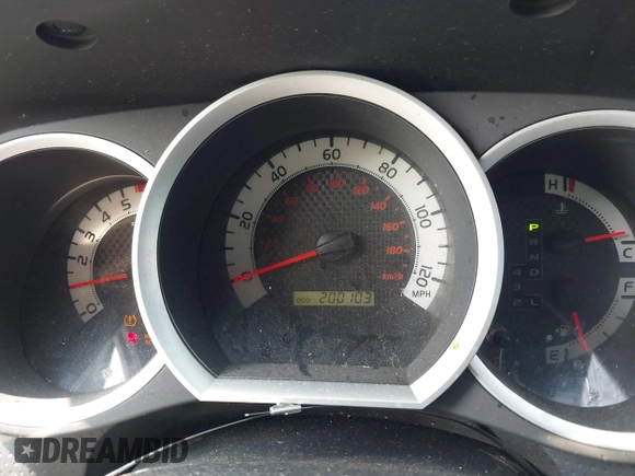2011 Toyota Tacoma with VIN 3TMLU4EN4BM079699, listed as a IAAI auction lot 42446694 with 200,103 mi miles and . Bid and sale history available at DreamBid. Image 7.