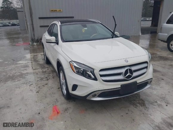 2016 Mercedes-Benz GLA with VIN WDCTG4GB4GJ189399, listed as a IAAI auction lot 41518877 with 129,012 mi miles. Bid and sale history available at carsss.com. Image 1.