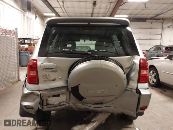 2005 Toyota RAV4 with VIN JTEHD20V250038735, listed as a IAAI auction lot 41853061 with 132,795 mi miles. Bid and sale history available at carsss.com. Image 16.