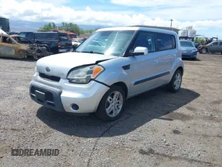 2010 Kia Soul + with VIN KNDJT2A28A7163205, listed as a IAAI auction lot 42099818 with 183,710 mi miles and . Bid and sale history available at DreamBid. Image 2.