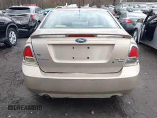 2007 Ford Fusion SE with VIN 3FAHP01127R269512, listed as a IAAI auction lot 41731182 with 227,870 mi miles. Bid and sale history available at carsss.com. Image 16.
