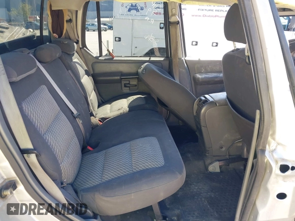2005 Ford Explorer Sport Trac XLS z VIN 1FMDU67K25UA01209, wystawiony jako IAAI lot #39448448 z przebiegiem Nie podano mil oraz . Historia ofert i sprzedaży dostępna na DreamBid. Obrazek 8.