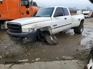 2001 Dodge Ram 3500 with VIN 1B7MF33611J268360, listed as a Copart auction lot 82410844 with 0 mi miles and Salvage Title. Bid and sale history available at carsss.com. Image 1.