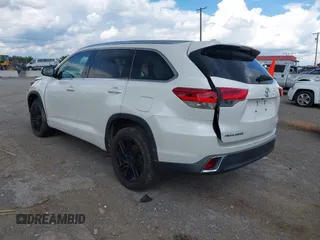 2017 Toyota Highlander Limited with VIN 5TDYZRFH6HS222576, listed as a IAAI auction lot 42405961 with 97,148 mi miles and . Bid and sale history available at DreamBid. Image 3.