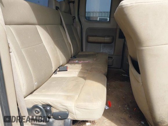 2008 Ford F-150 XLT with VIN 1FTPX14VX8FB18653, listed as a IAAI auction lot 41671416 with 209,962 mi miles. Bid and sale history available at carsss.com. Image 8.