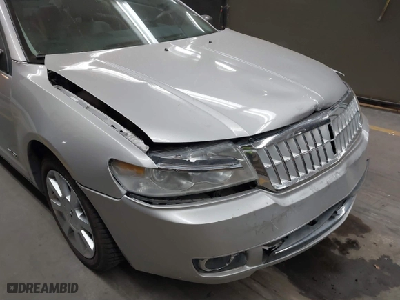 2008 Lincoln MKZ with VIN 3LNHM26T18R601655, listed as a IAAI auction lot 41463649 with 101,486 mi miles. Bid and sale history available at carsss.com. Image 12.