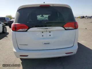 2021 Chrysler Voyager LXI with VIN 2C4RC1DGXMR551253, listed as a Copart auction lot 76611384 with 75,735 mi miles and Salvage Title. Bid and sale history available at carsss.com. Image 6.