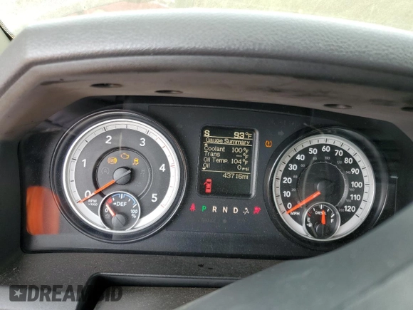 2015 Ram 2500 Tradesman z VIN 3C6UR5CL1FG667486, wystawiony jako Copart lot #57607355 z przebiegiem 43 716 mil mil oraz Szkoda całkowita • Salvage title. Historia ofert i sprzedaży dostępna na DreamBid. Obrazek 9.