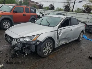 2020 Nissan Altima S z VIN 1N4BL4BV1LC283940, wystawiony jako Copart lot #56014585 z przebiegiem 52 035 mil mil oraz Szkoda całkowita • Salvage title. Historia ofert i sprzedaży dostępna na DreamBid. Obrazek 1.