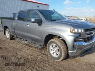2019 Chevrolet Silverado 1500 LT with VIN 1GCUYDED0KZ207399, listed as a IAAI auction lot 41980299 with 75,720 mi miles. Bid and sale history available at carsss.com. Image 1.