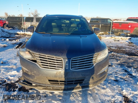 2017 Lincoln MKC Reserve with VIN 5LMTJ3DHXHUL03246, listed as a IAAI auction lot 41300071 with 125,326 mi miles. Bid and sale history available at carsss.com. Image 12.