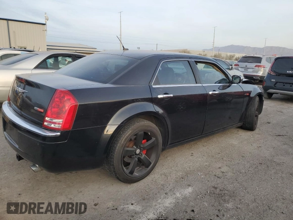 2008 Chrysler 300 C Hemi z VIN 2C3LA63H28H332015, wystawiony jako Copart lot #43583765 z przebiegiem 183 473 mil mil oraz Szkoda całkowita • Salvage title. Historia ofert i sprzedaży dostępna na DreamBid. Obrazek 3.