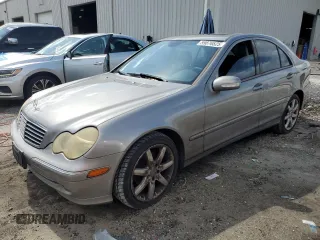 2004 Mercedes-Benz C 230 Kompressor z VIN WDBRF40J64A564613, wystawiony jako Copart lot #59876525 z przebiegiem 140 525 mil mil oraz Czysty tytuł • Clean title. Historia ofert i sprzedaży dostępna na DreamBid. Obrazek 1.