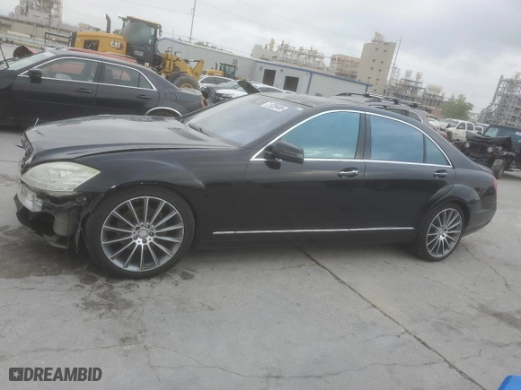 2010 Mercedes-Benz S-Class S 550 with VIN WDDNG7BB1AA350585, listed as a Copart auction lot 51339485 with 151,635 mi miles and Salvage Title. Bid and sale history available at carsss.com. Image 1.