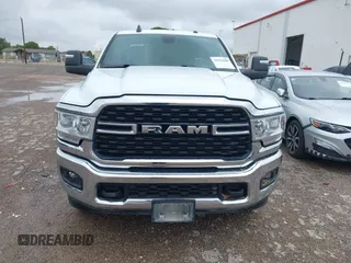 2024 Ram 2500 Big Horn with VIN 3C6UR5DL1RG233118, listed as a IAAI auction lot 42635680 with 46,755 mi miles and . Bid and sale history available at DreamBid. Image 12.
