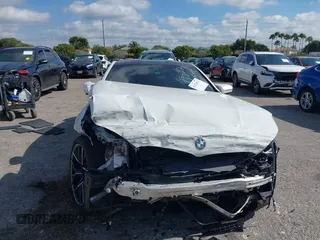 2022 BMW M8 Competition z VIN WBSAE0C02NCH10522, wystawiony jako IAAI lot #41321013 z przebiegiem 44 389 mil mil oraz . Historia ofert i sprzedaży dostępna na DreamBid. Obrazek 6.