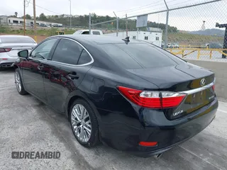 2013 Lexus ES 250 с VIN JTHBK1GGXD2037660, выставлен на аукционе IAAI как лот 42043007 с пробегом 100 666 миль миль и . История ставок и продаж доступна на DreamBid. Изображение 3.