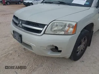 2008 Mitsubishi Endeavor LS with VIN 4A4MN21S78E035818, listed as a IAAI auction lot 41025955 with 219,163 mi miles. Bid and sale history available at carsss.com. Image 12.