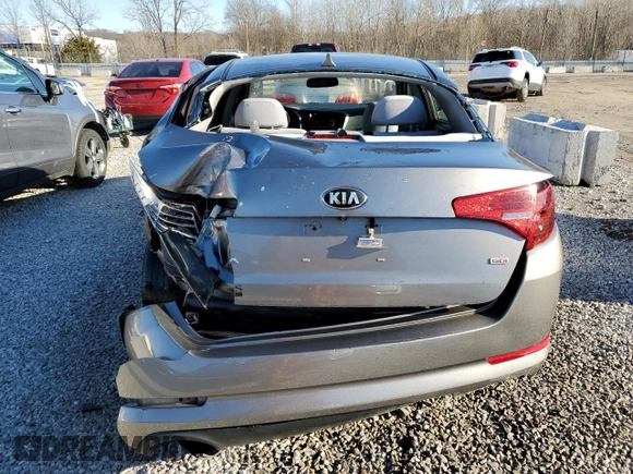 2013 Kia Optima LX z VIN 5XXGM4A76DG244326, wystawiony jako Copart lot #48129005 z przebiegiem 102 501 mil mil oraz Nie do naprawy • Non repairable. Historia ofert i sprzedaży dostępna na DreamBid. Obrazek 6.