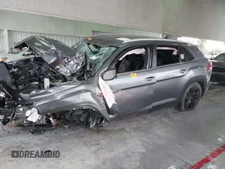 2021 Volkswagen Atlas SE z VIN 1V2JE2CA8MC237781, wystawiony jako IAAI lot #42404797 z przebiegiem Nie podano mil oraz . Historia ofert i sprzedaży dostępna na DreamBid. Obrazek 14.