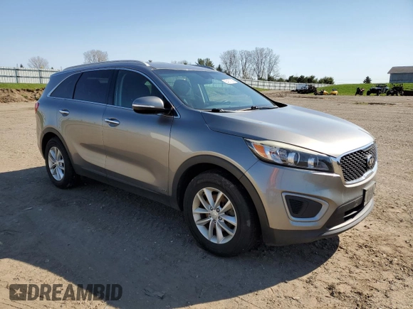 2017 Kia Sorento LX with VIN 5XYPGDA35HG282538, listed as a Copart auction lot 54011365 with 183,158 mi miles and Clean Title. Bid and sale history available at carsss.com. Image 4.