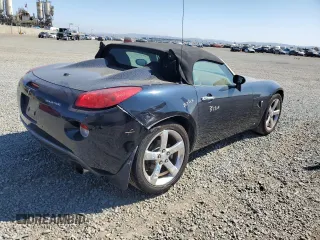 2006 Pontiac Solstice z VIN 1G2MB35B66Y114607, wystawiony jako Copart lot #65229324 z przebiegiem 41 804 mil mil oraz Szkoda całkowita • Salvage title. Historia ofert i sprzedaży dostępna na DreamBid. Obrazek 3.