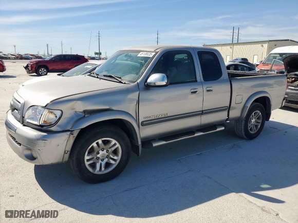 2004 Toyota Tundra SR5 with VIN 5TBRT34124S449985, listed as a Copart auction lot 49198035 with 217,987 mi miles and Salvage Title. Bid and sale history available at carsss.com. Image 1.