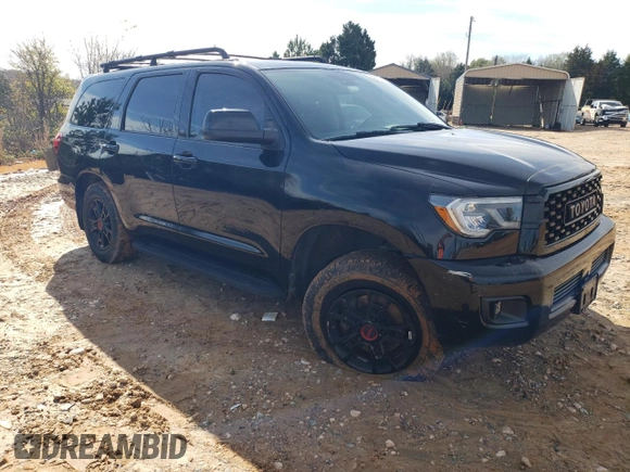 2020 Toyota Sequoia SR5 with VIN 5TDBY5G11LS175808, listed as a Copart auction lot 67986122 with 82,449 mi miles. Bid and sale history available at carsss.com. Image 4.