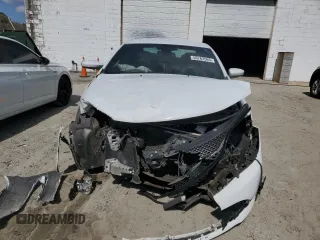 2015 Chrysler 200 S z VIN 1C3CCCBG3FN736267, wystawiony jako Copart lot #50762565 z przebiegiem 61 511 mil mil oraz Szkoda całkowita • Salvage title. Historia ofert i sprzedaży dostępna na DreamBid. Obrazek 5.