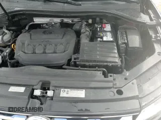 2020 Volkswagen Tiguan SE с VIN 3VV3B7AX4LM017124, выставлен на аукционе Copart как лот 85123935 с пробегом 104 246 миль миль и На запчасти • Non repairable. История ставок и продаж доступна на DreamBid. Изображение 17.