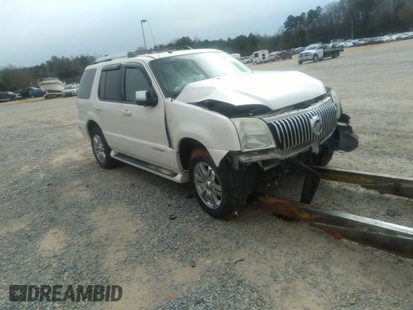 2007 Mercury Mountaineer Premier with VIN 4M2EU48817UJ05008, listed as a IAAI auction lot 41720360 with 126,200 mi miles. Bid and sale history available at carsss.com. Image 1.