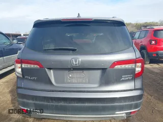 2019 Honda Pilot Touring 7-Passenger with VIN 5FNYF6H67KB018769, listed as a IAAI auction lot 41310452 with 92,499 mi miles. Bid and sale history available at carsss.com. Image 15.