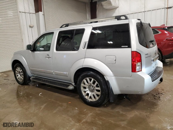2011 Nissan Pathfinder LE with VIN 5N1AR1NB1BC625269, listed as a Copart auction lot 86658094 with 154,204 mi miles and Clean Title. Bid and sale history available at carsss.com. Image 2.