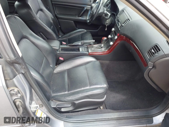 2008 Subaru Outback Limited с VIN 4S4BP62C287356205, выставлен на аукционе IAAI как лот 42295560 с пробегом 210 196 миль миль и . История ставок и продаж доступна на DreamBid. Изображение 5.