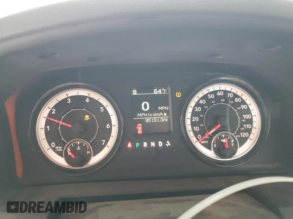2017 Ram 1500 Express z VIN 1C6RR6FT1HS836067, wystawiony jako Copart lot #55864925 z przebiegiem 95 191 mil mil oraz Szkoda całkowita • Salvage title. Historia ofert i sprzedaży dostępna na DreamBid. Obrazek 9.