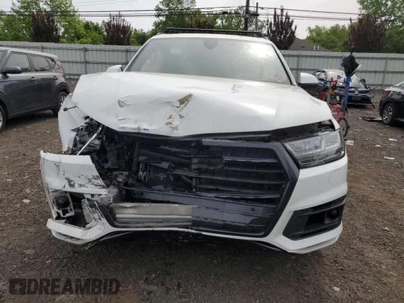 2019 Audi Q7 Prestige with VIN WA1VAAF76KD033457, listed as a Copart auction lot 58704735 with 57,297 mi miles and Salvage title. Bid and sale history available at DreamBid. Image 5.